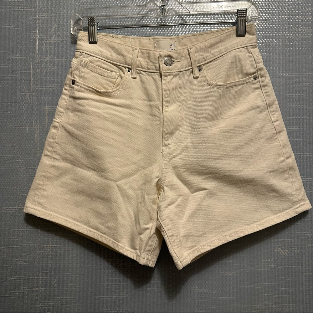 Aritzia Wilfred Free Denim A-Line Shorts